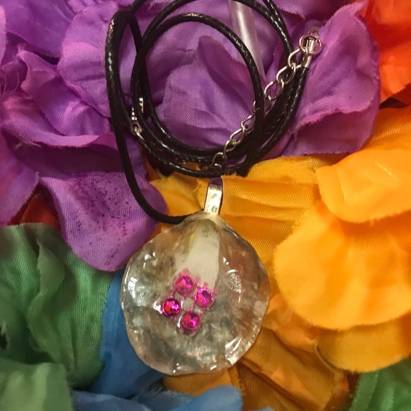 Exclusive Seashell Original Unique Rare One of a Kind Handmade Necklace - Picture 7 of 16